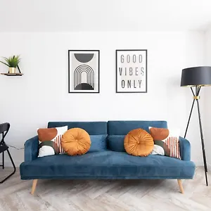 Connaught House - City Centre - Free Parking & Wi-fi Apartment Cardiff