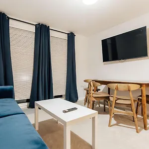 Stunning 2 Bedroom Flat In Town Apartment Bournemouth